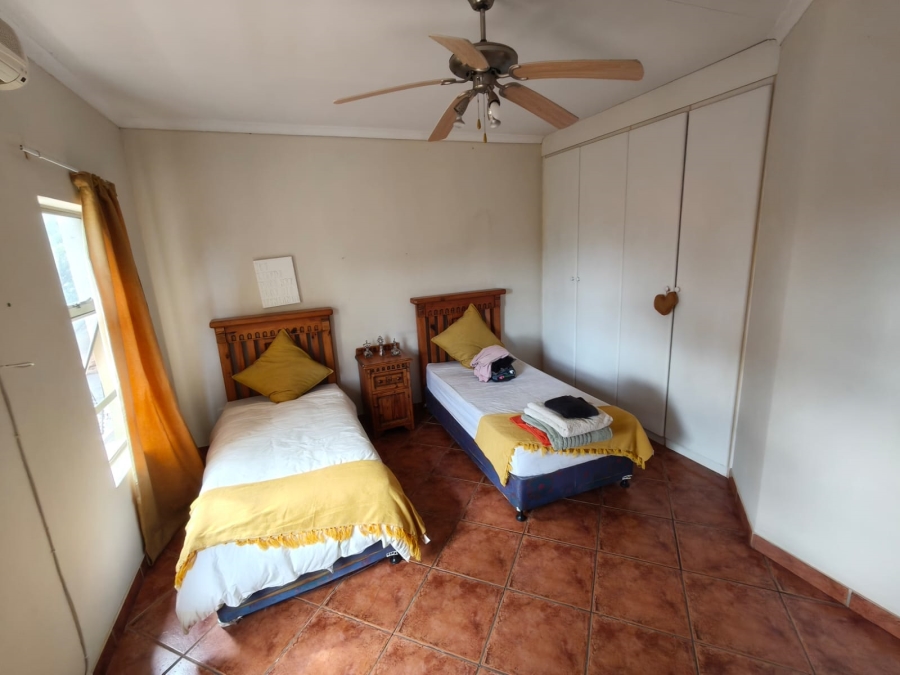 3 Bedroom Property for Sale in Safari Gardens North West
